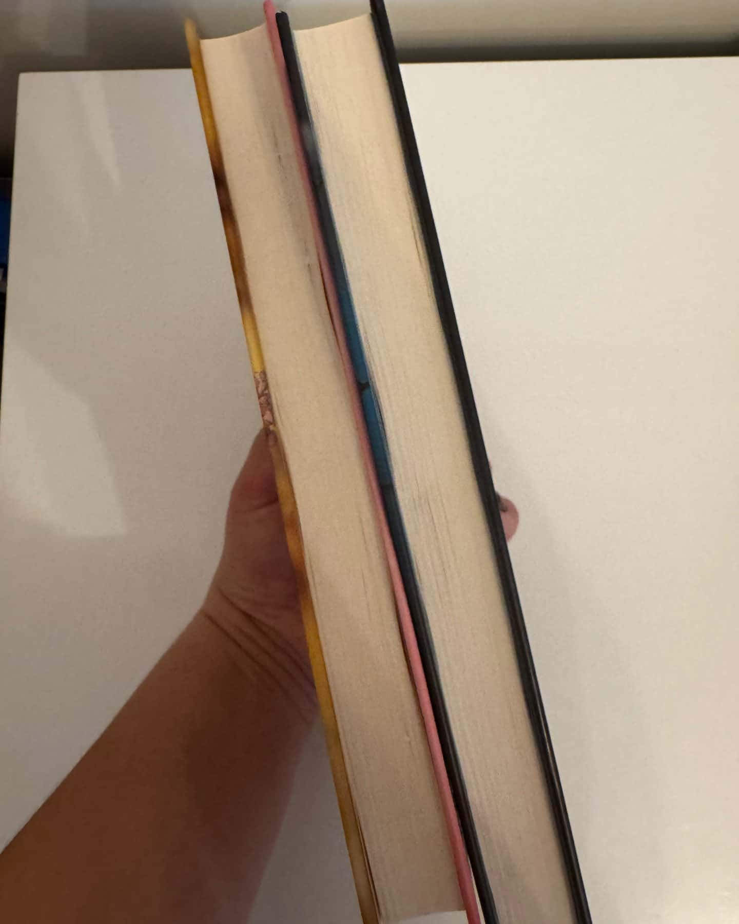 Посібник оптимістки з розбитого серця. Книга 1, Посібник песиміста з кохання. Книга 2-Дженніфер Хартманн, Дженніфер Гартманн