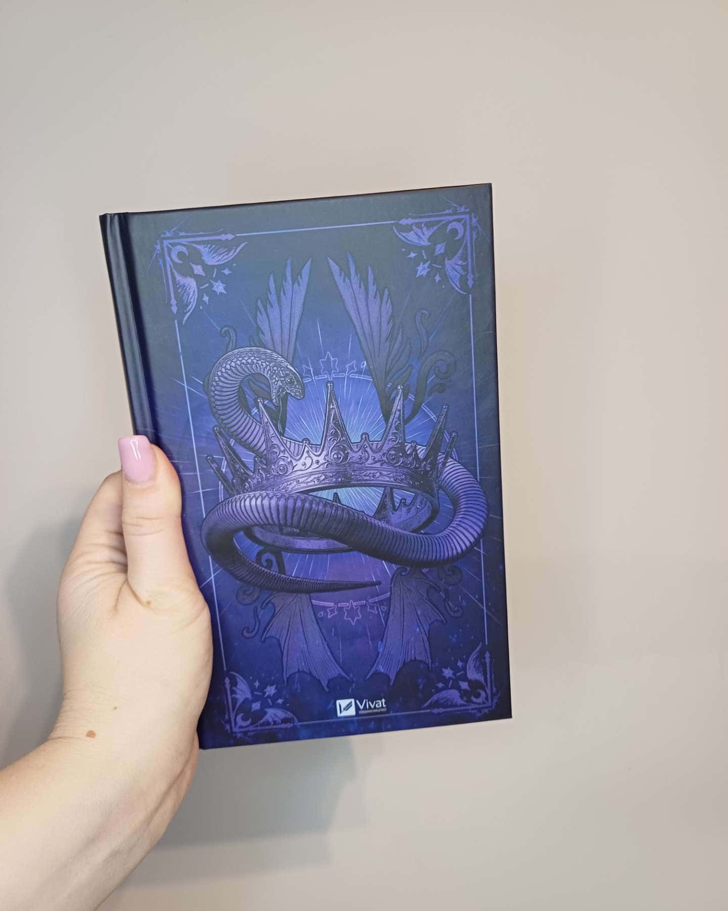 Змія й крила ночі-Карісса Бродбенд