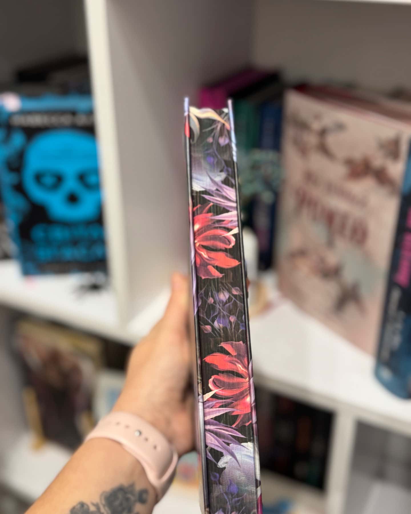 Непристойно багатий вампір. Книга 1-Дженіва Лі