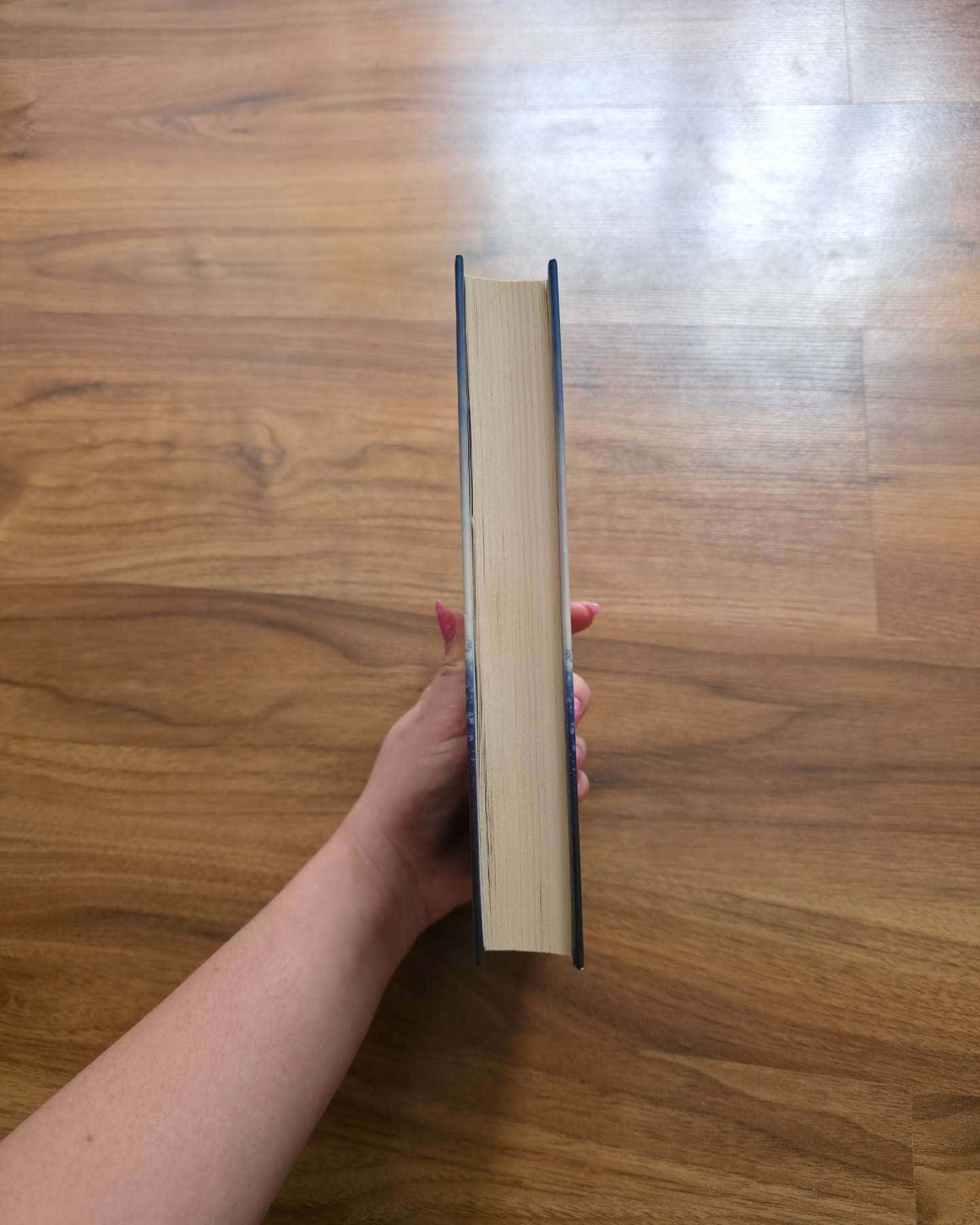 Жінки в замку-Джессіка Шеттак