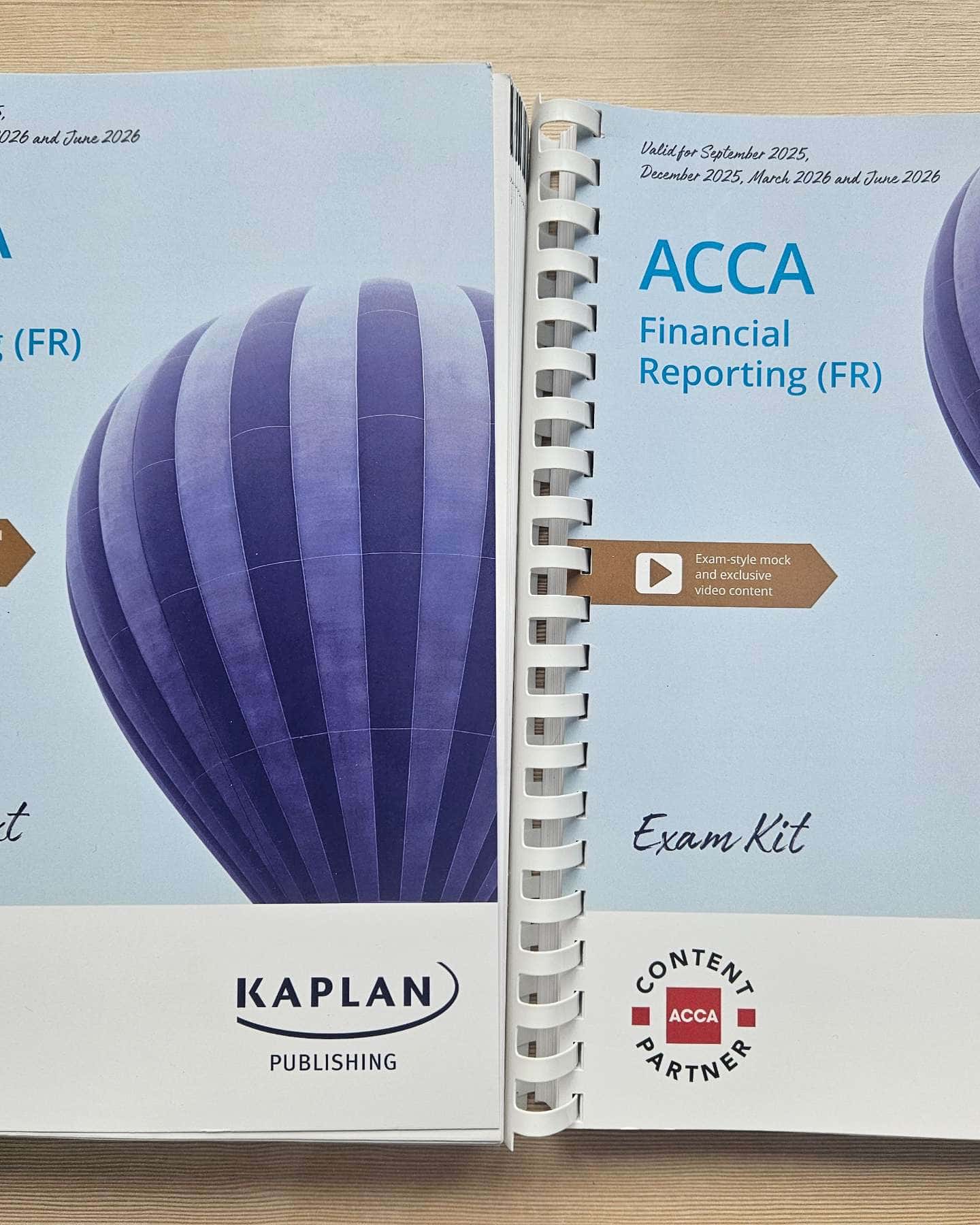 ACCA Financial Reporting (FR) Study text + Exam Kit-Kaplan Publishing