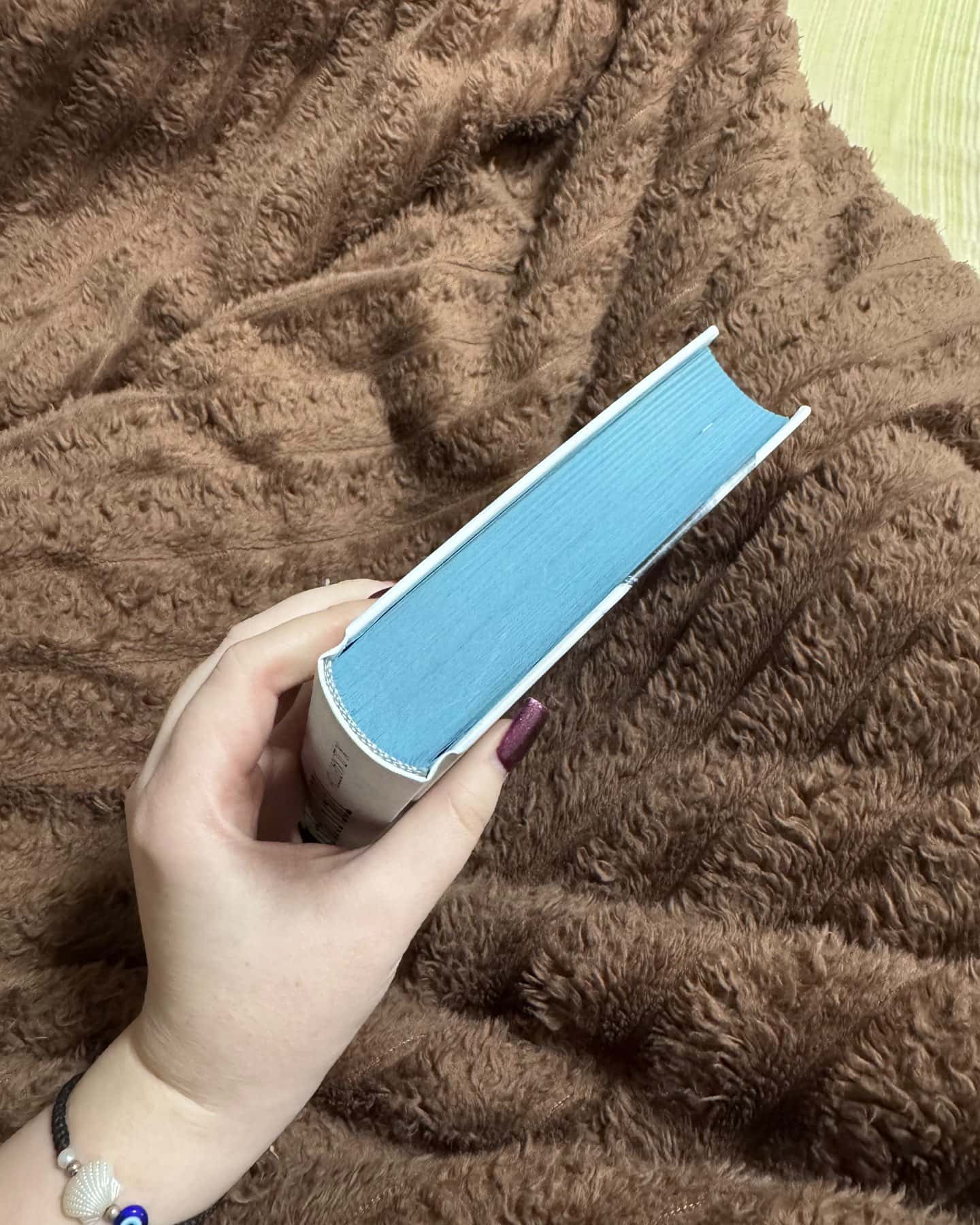 Тобі боляче?-Г. Д. Карлтон