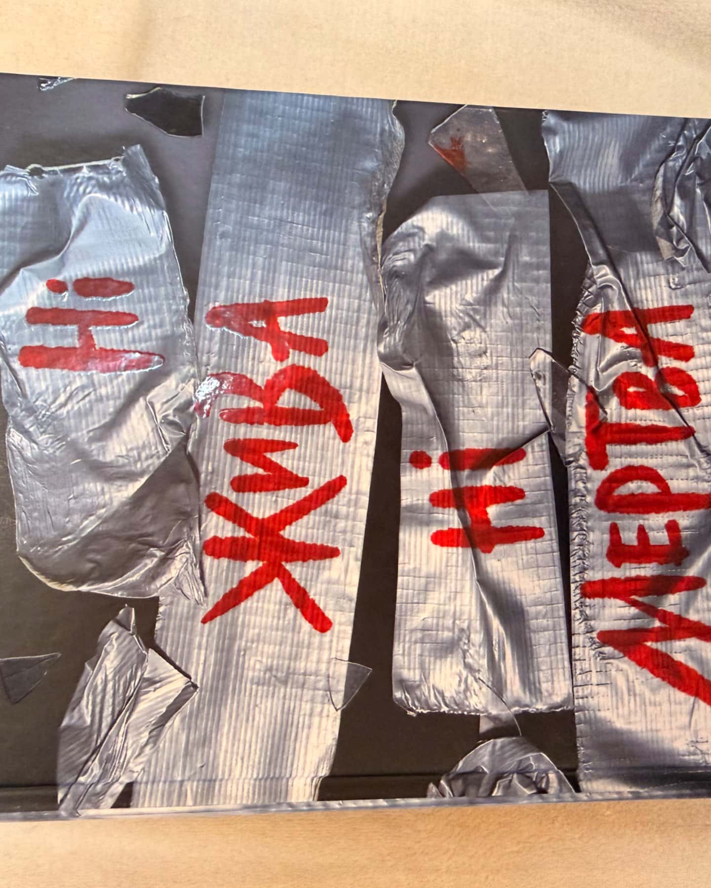 Посібник з убивства для хорошої дівчинки, Ні жива ні мертва, Хороша дівчинка, зіпсована кров-Голлі Джексон