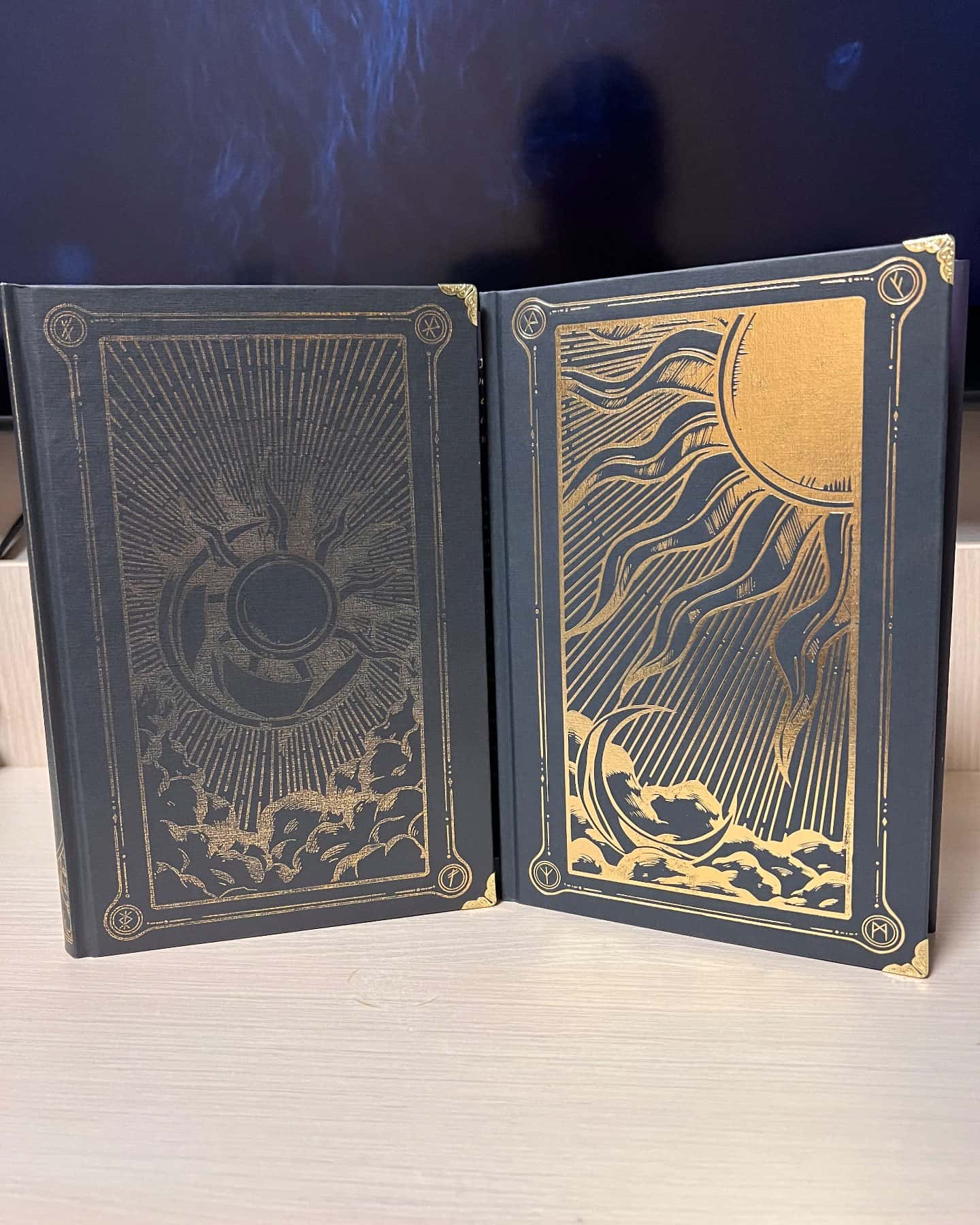 Ці плутані зв’язки, Ці порожні обітниці-Лексі Райан