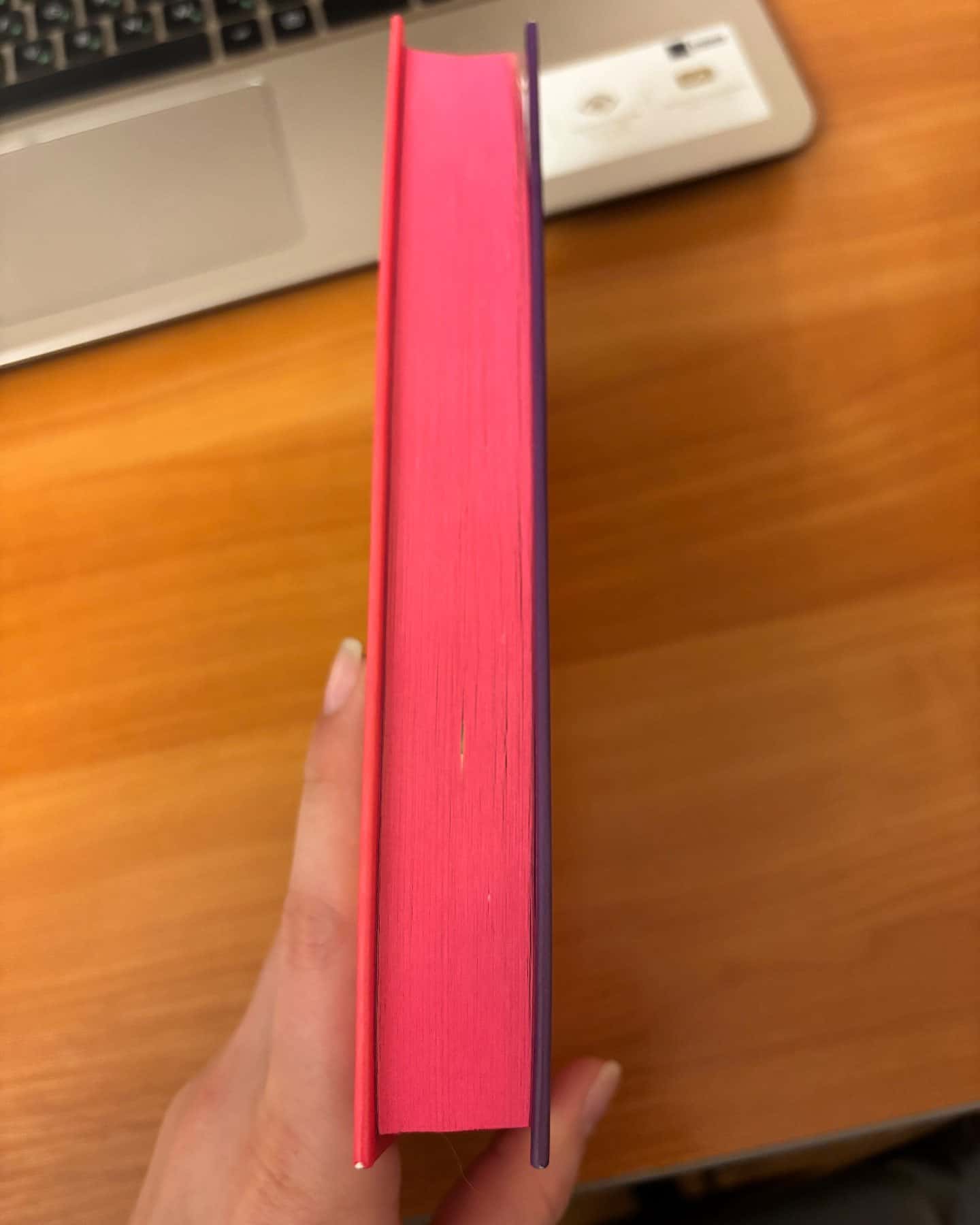 Мій сусід — вампір-Дженна Левін