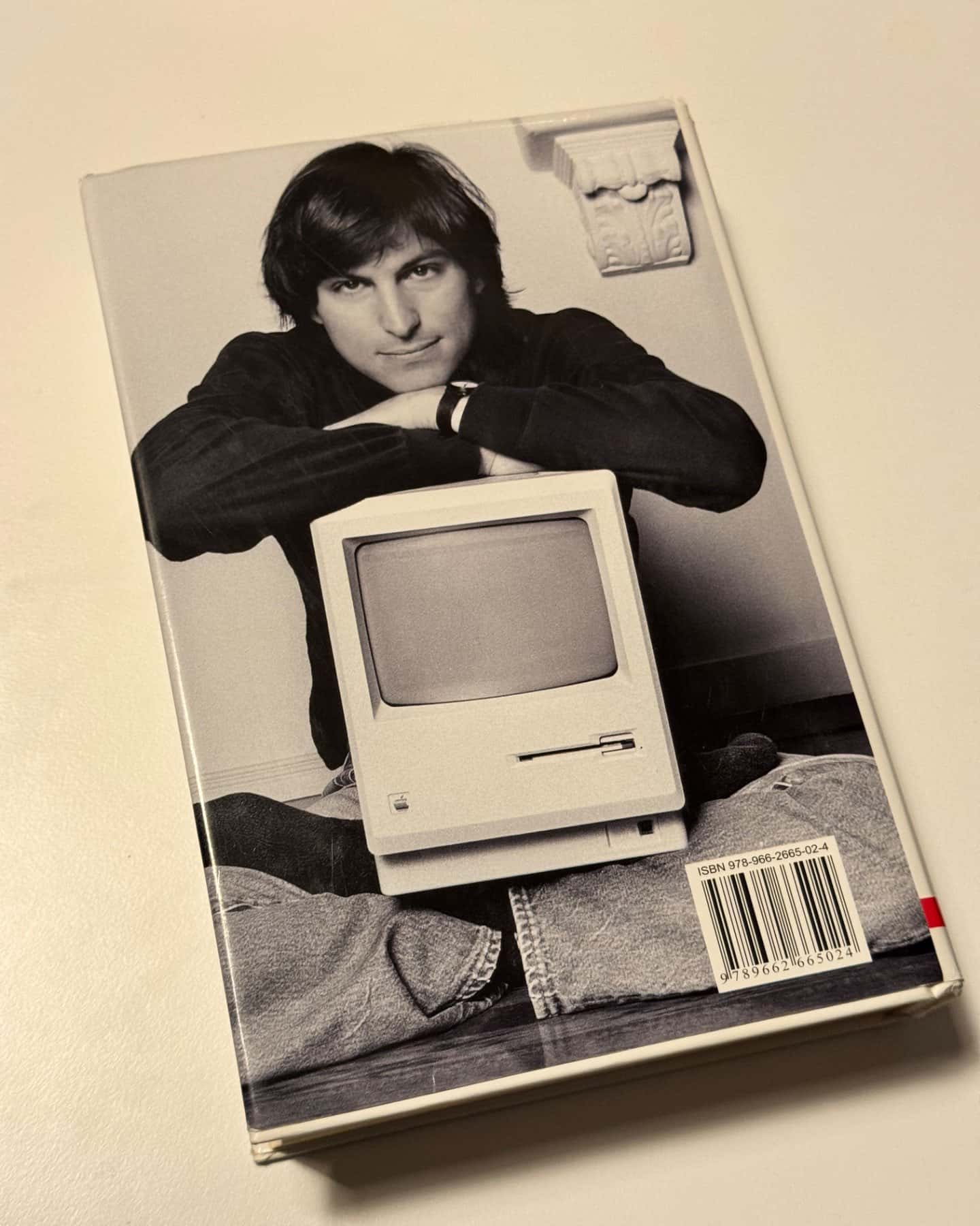 Стів Джобс Біографія засновника компанії Apple-Волтер Айзексон