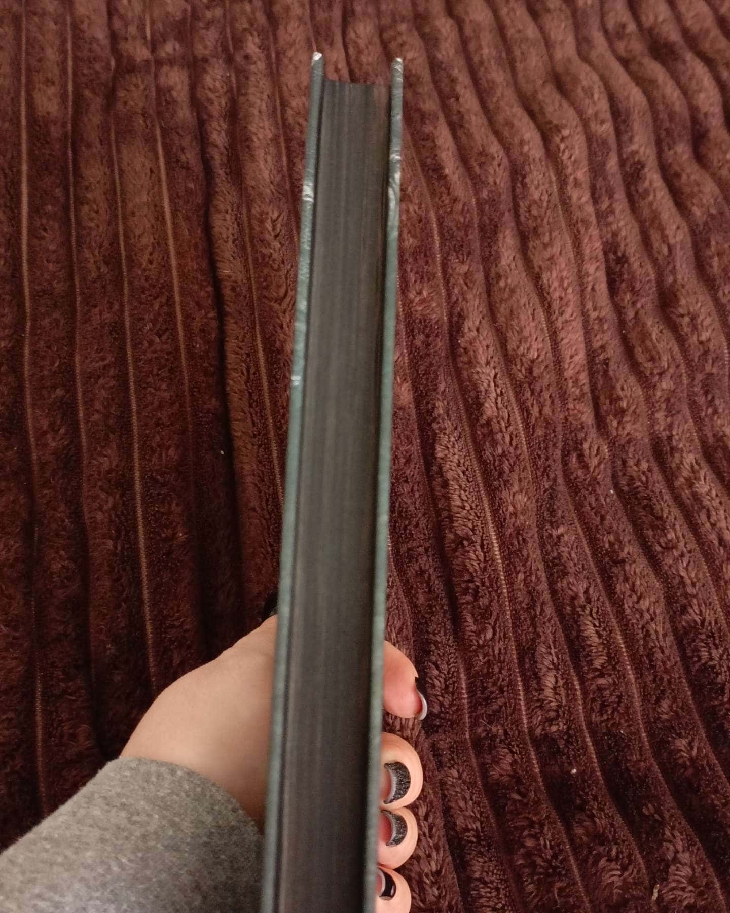 Король Неверленду-Ніккі Сент-Кроу