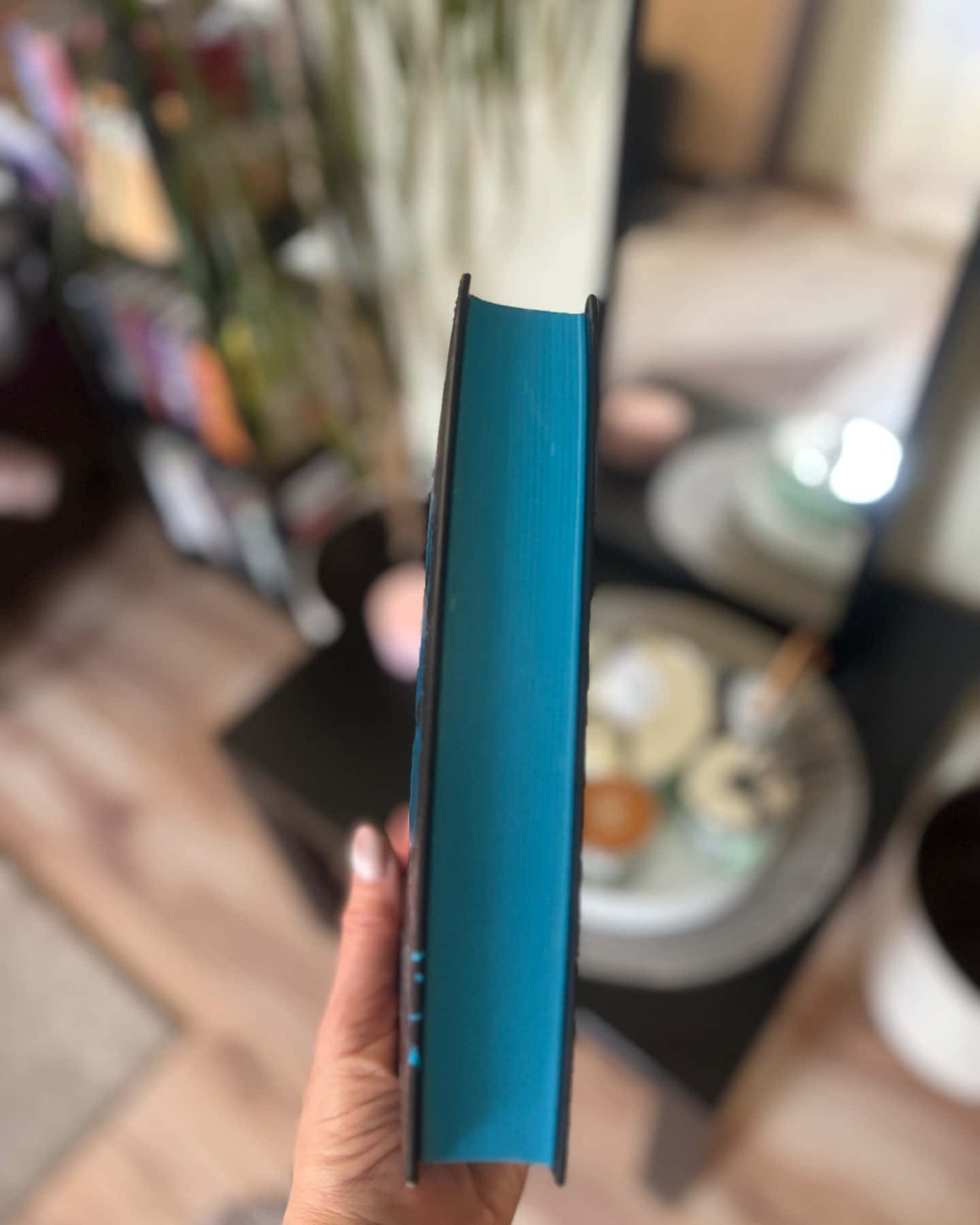 Іменинниця-Пенелопа Дуглас​